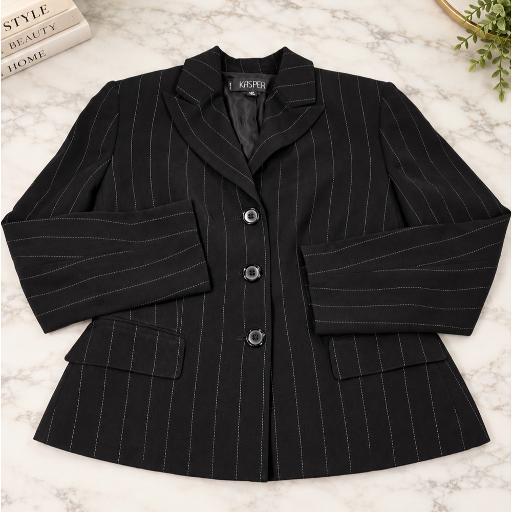 Jacket Kasper  Notch-Collar Blazer - Black Pinstripe Petite Size 6P